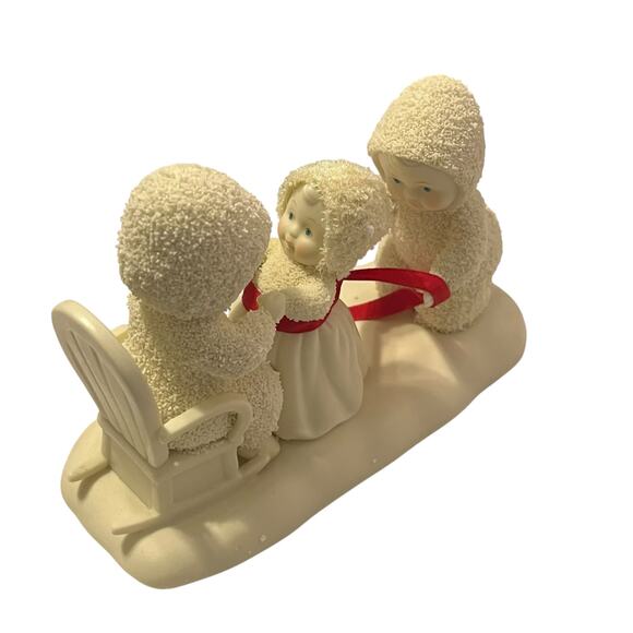 Department 56 Snowbabies Mommy's Little Girls 2011 Figurine - Picture 1 of 8